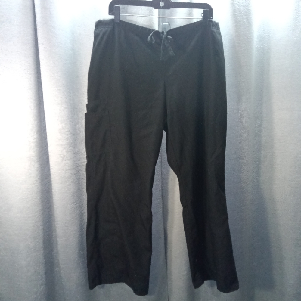 Black Petite Scrub Bottoms
